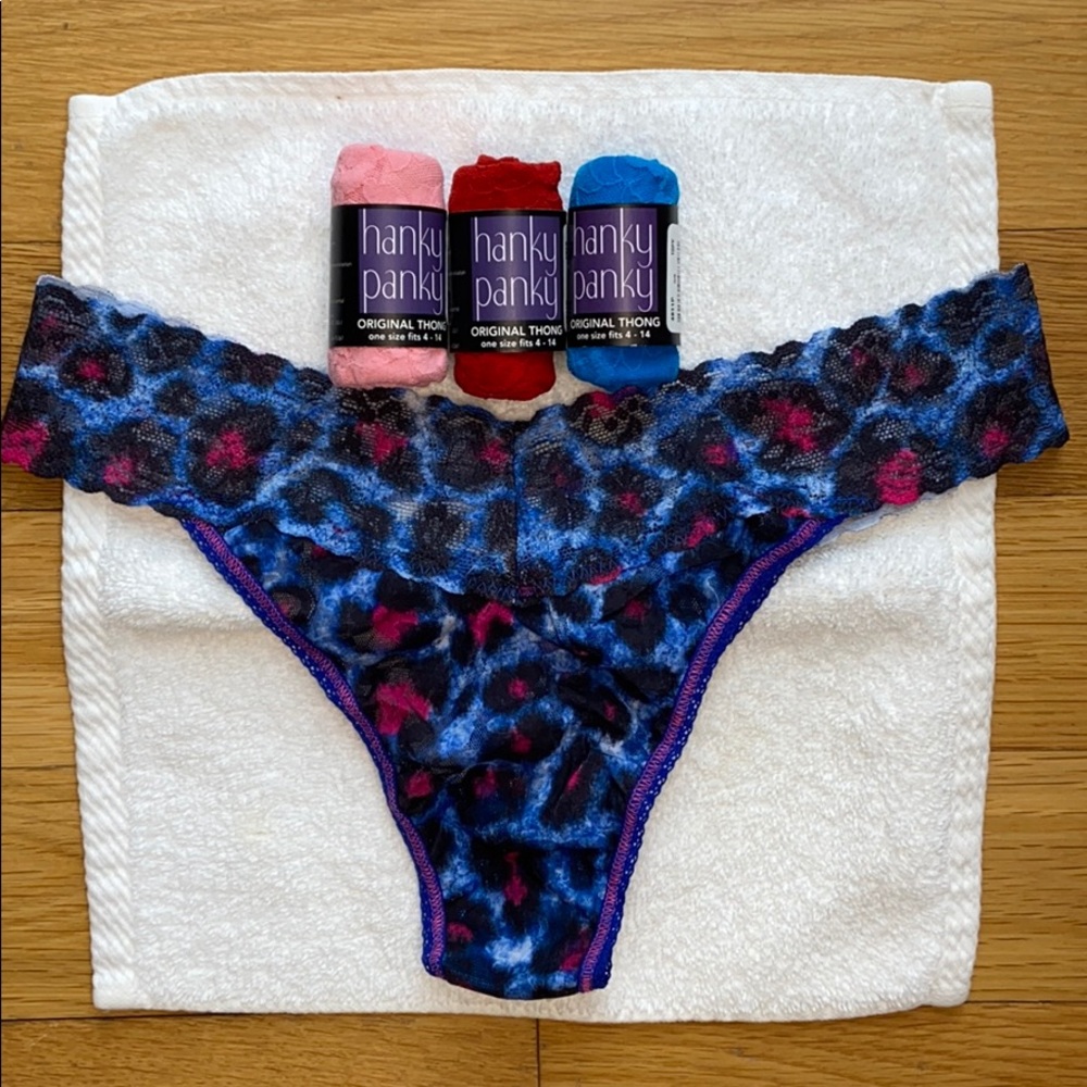 Hanky Panky Signature Lace Original Rise Thongs